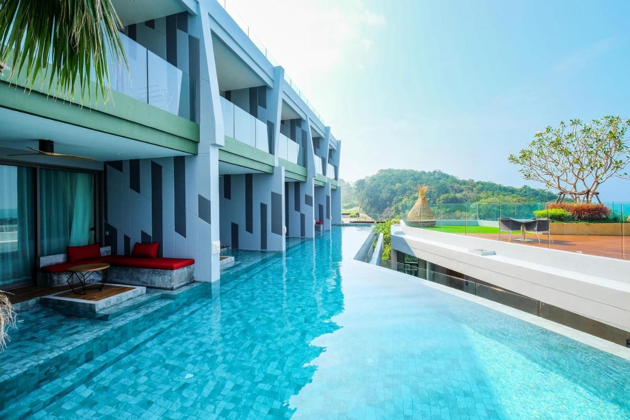 Crest Resort & Pool Villas - Sha Extra Plus Patong Exterior photo