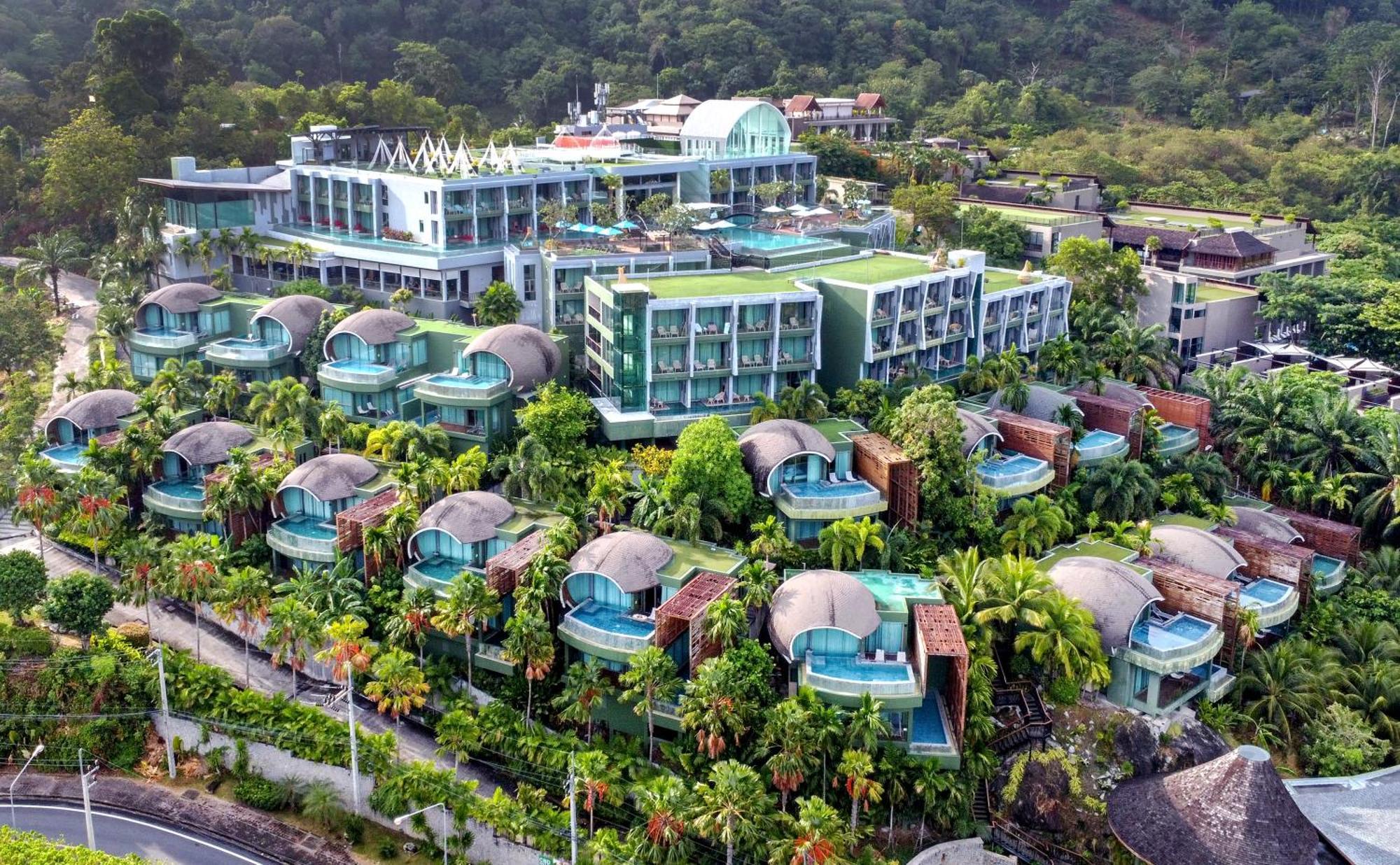 Crest Resort & Pool Villas - Sha Extra Plus Patong Exterior photo